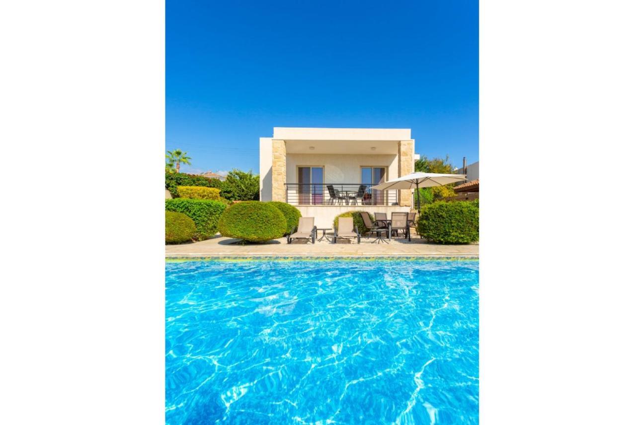 Villa Felice Maa Exteriör bild